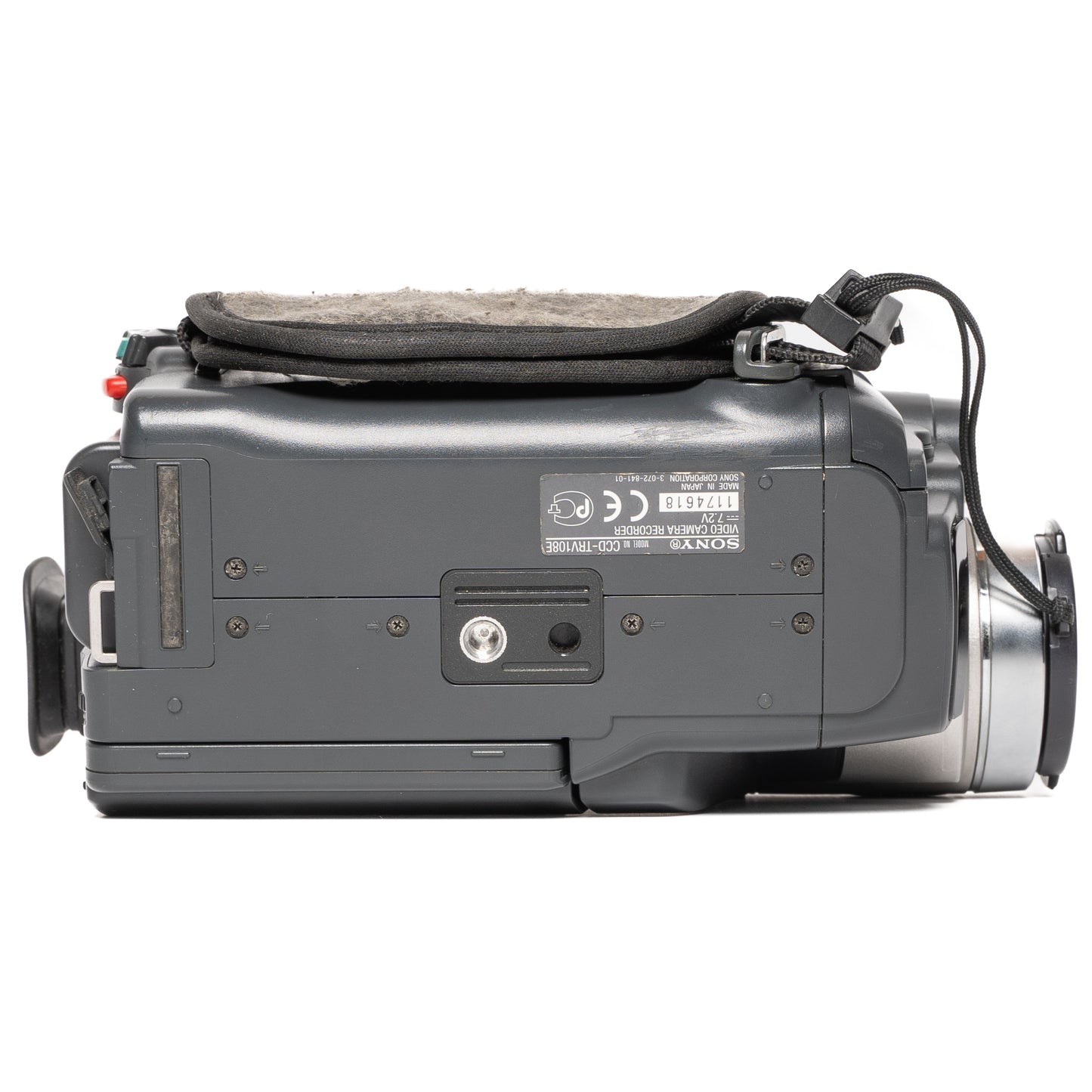 Sony Handycam CCD-TRV108E Silver Camcorder - Good - SESKO