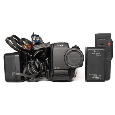 Sony Handycam CCD-TR420E Video8 PAL Camcorder