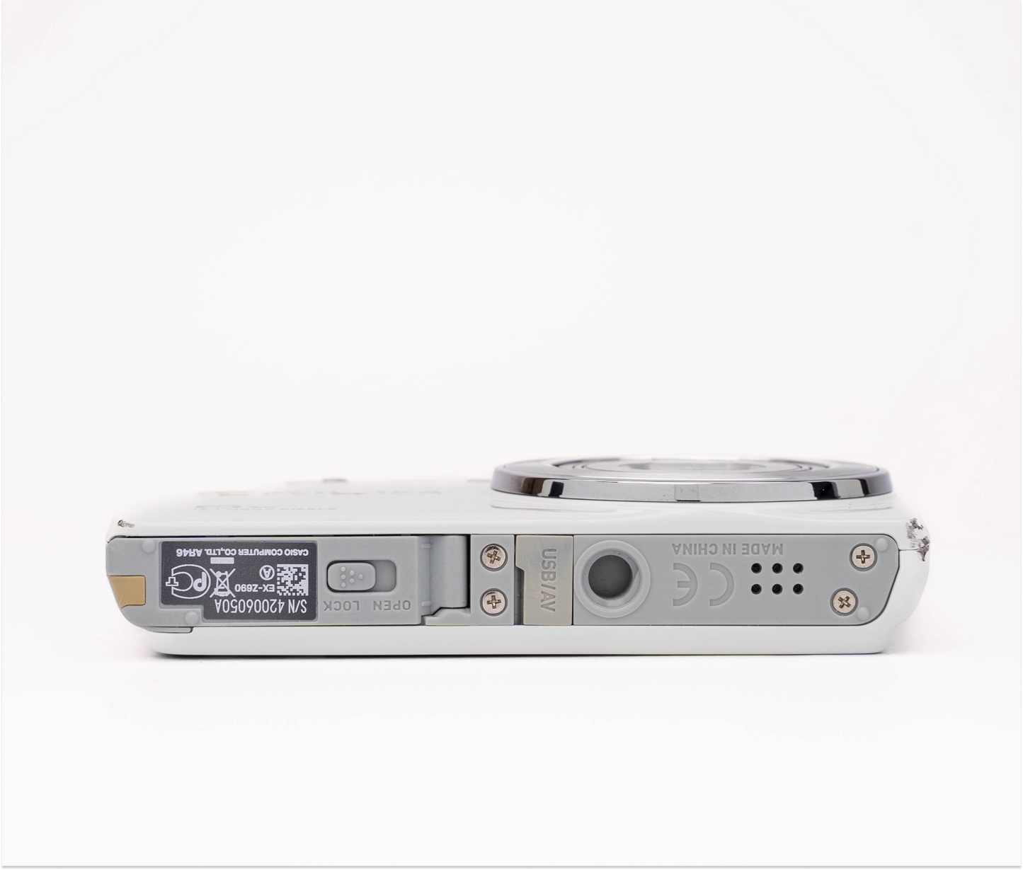 Casio Exilim EX-Z690 16.1MP White - Good