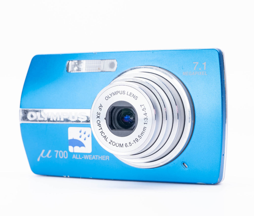 Olympus μ700 All-Weather 7.1MP Blue - Good