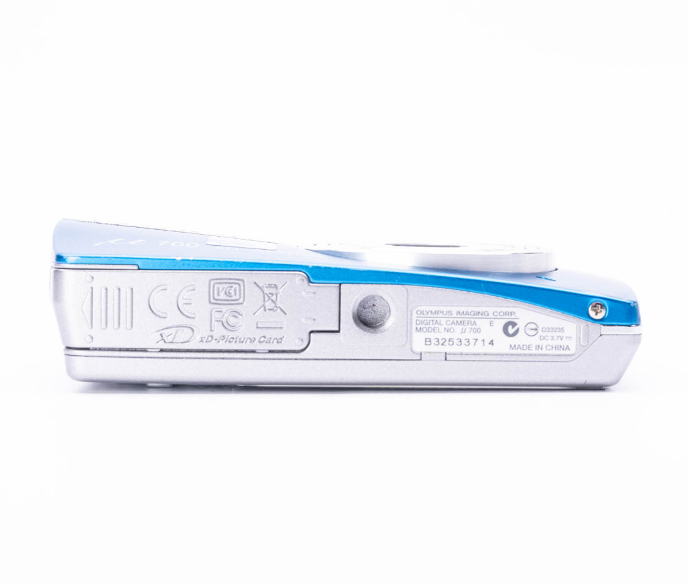 Olympus μ700 All-Weather 7.1MP Blue - Good