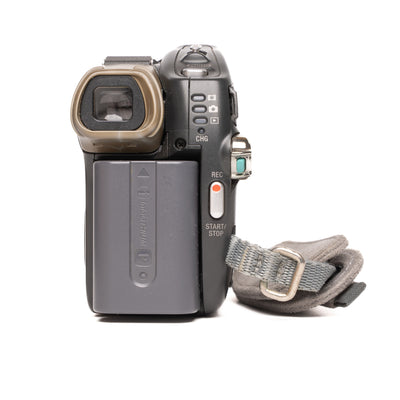 Sony Handycam DCR-DVD203E DVD PAL Camcorder