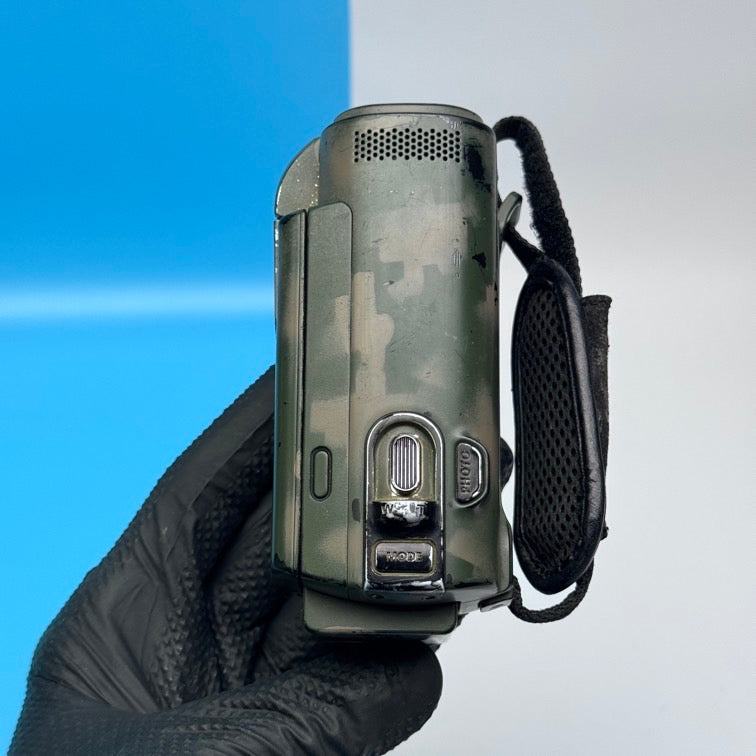 Samsung SMX-F44 16GB Digital Camcorder - FULLY FUNCTIONAL