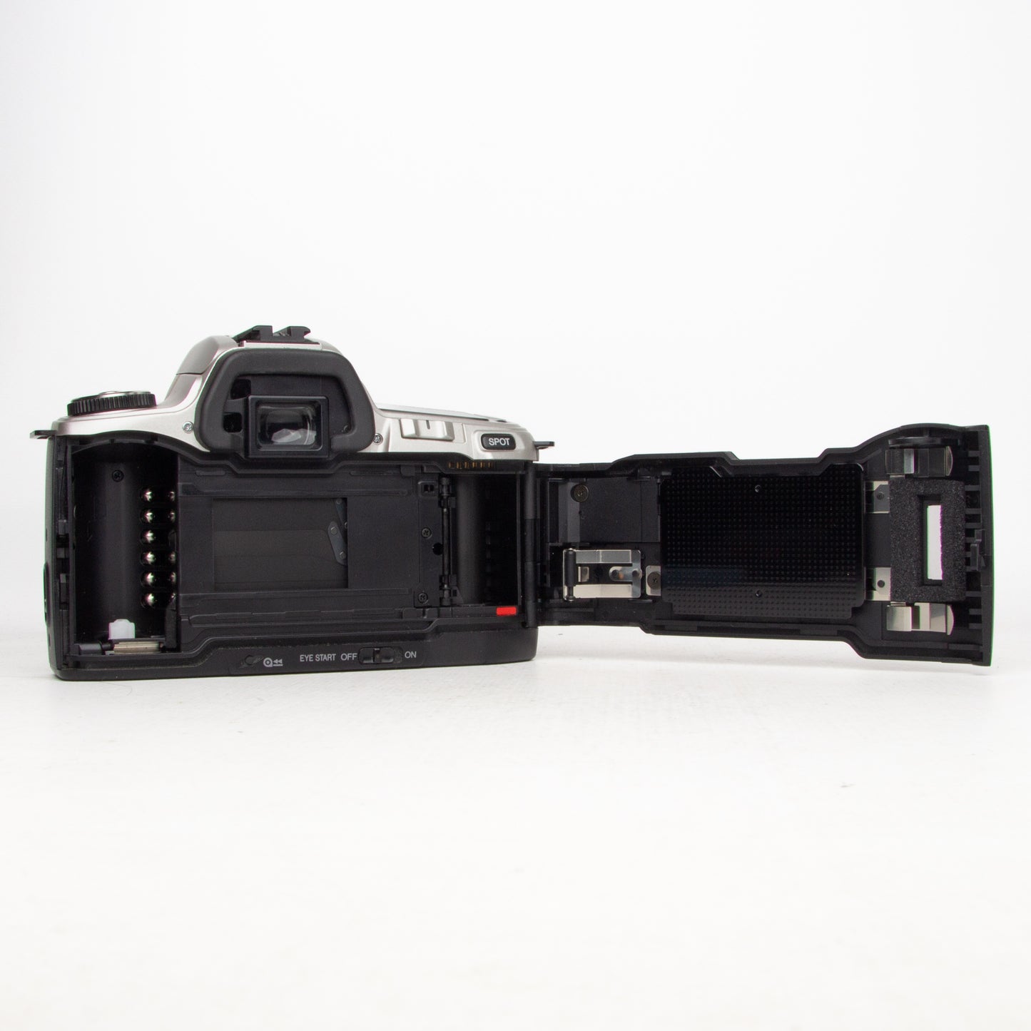 Minolta Dynax 505si Super DATE & 28-80 mm Lens