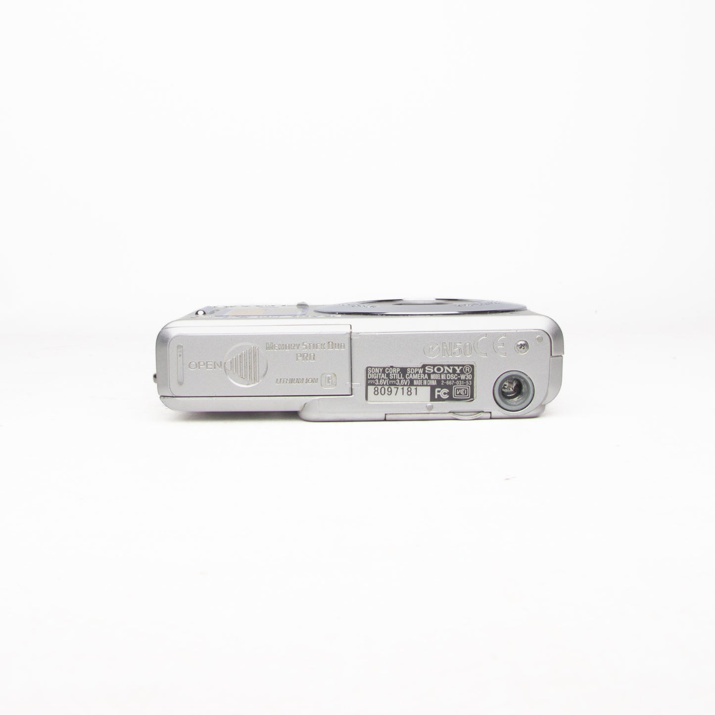 Sony Cyber-Shot DSC-W30 6.0MP Digital Camera