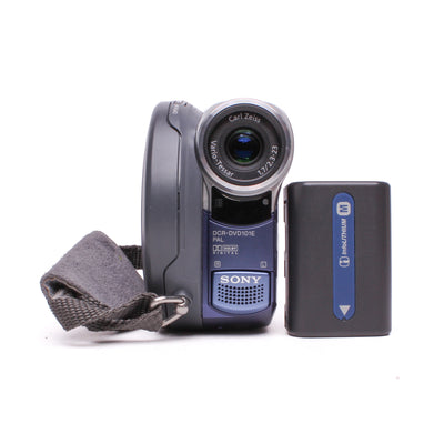 Sony Handycam DCR-DVD101E DVD PAL Camcorder
