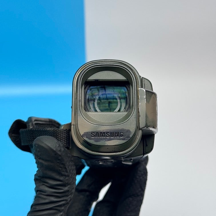 Samsung SMX-F44 16GB Digital Camcorder - FULLY FUNCTIONAL