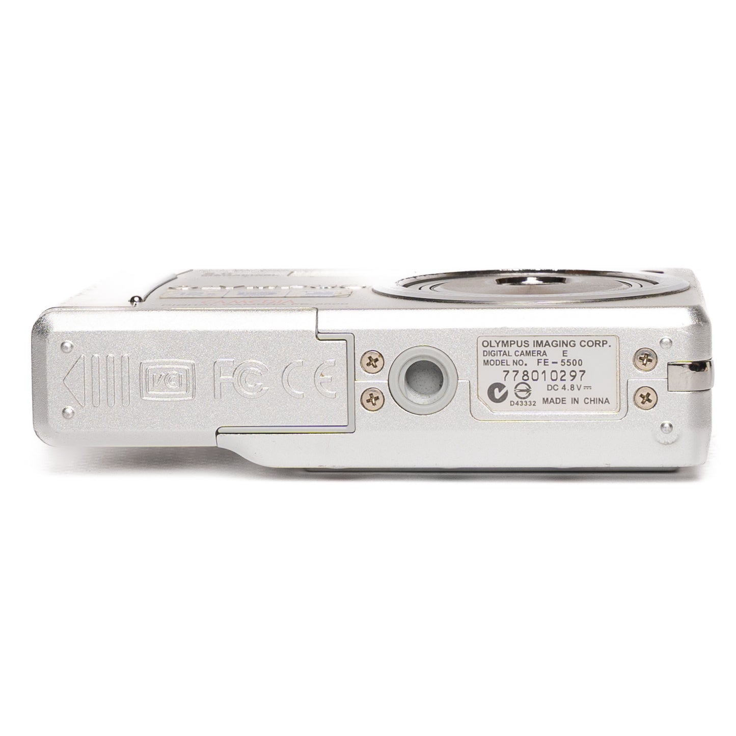Olympus CAMEDIA FE-5500 5.0MP Silver Digital Camera - Good