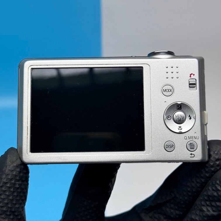 Panasonic Lumix DMC-FS16 14.1MP Digital Camera - FULLY FUNCTIONAL