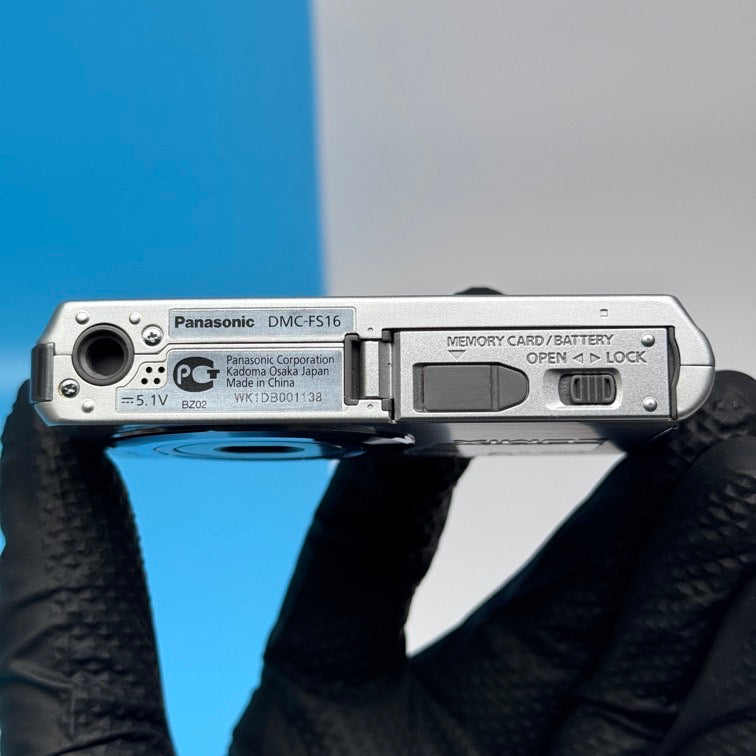 Panasonic Lumix DMC-FS16 14.1MP Digital Camera - FULLY FUNCTIONAL