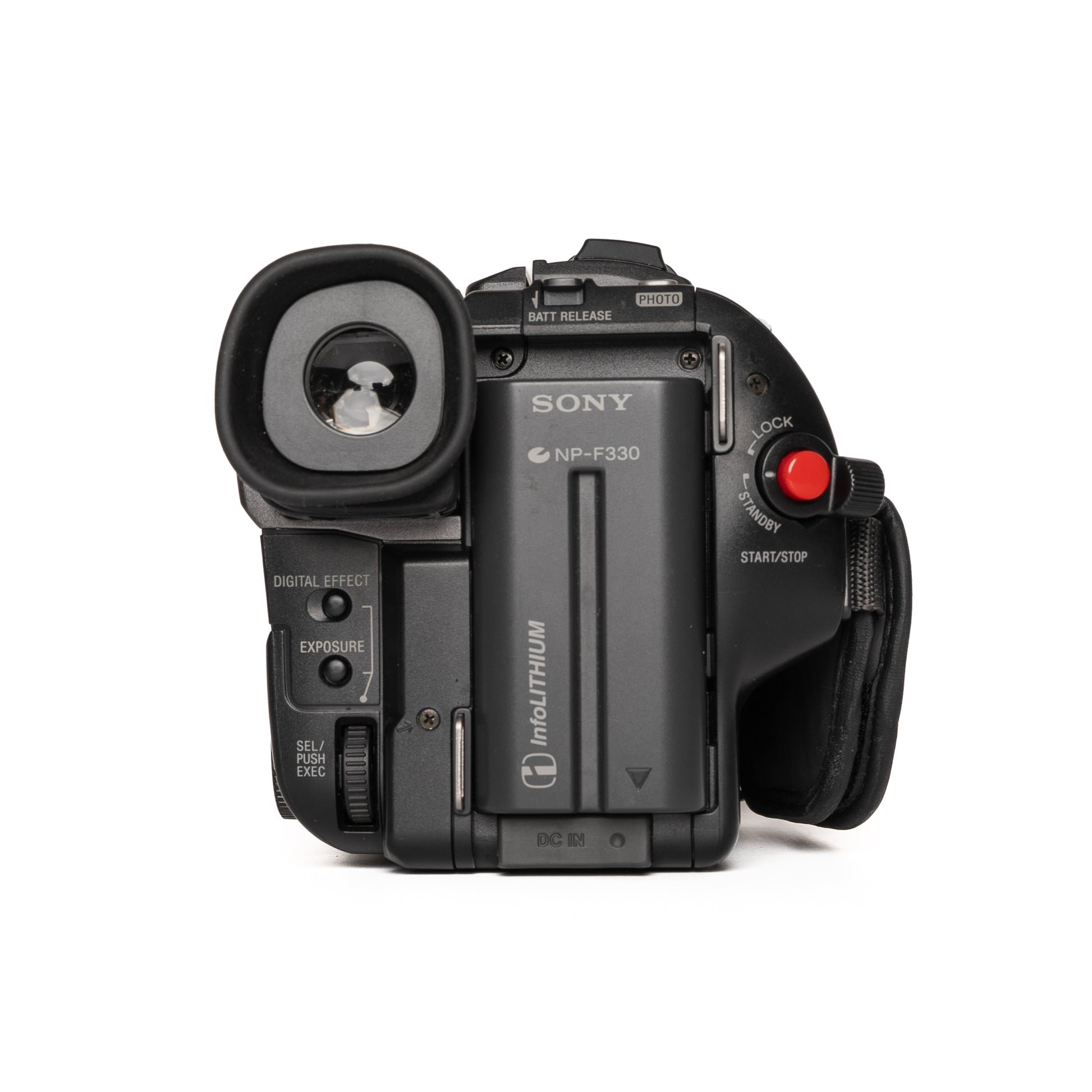 Sony Handycam CCD-TR730E PAL Video 8 Black Camcorder - Mint - SESKO