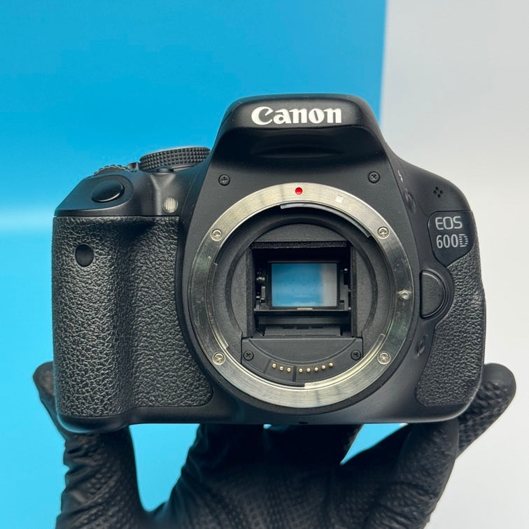 Canon EOS 600D Digital SLR with EFS 17-85mm DSLR Camera - READ DESCRIPTION - Shutter count 13,637