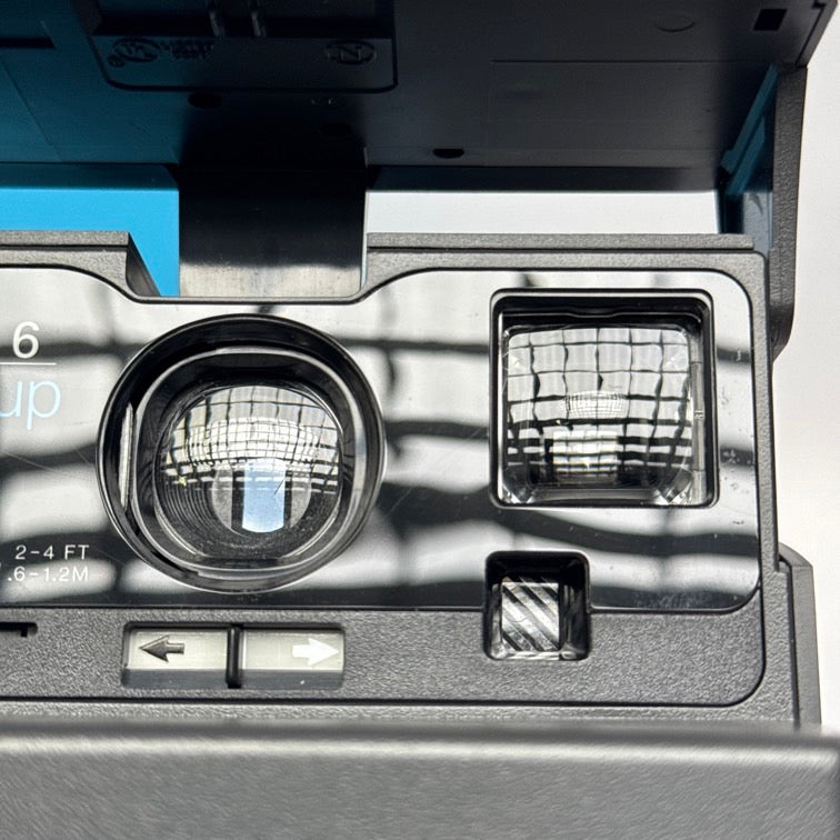 Polaroid 636 Close-Up OneStep Instant Camera - Fully Functional