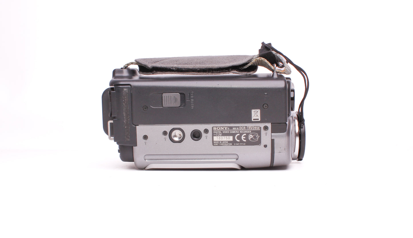Sony Handycam DCR-TRV285E Digital8 PAL Camcorder