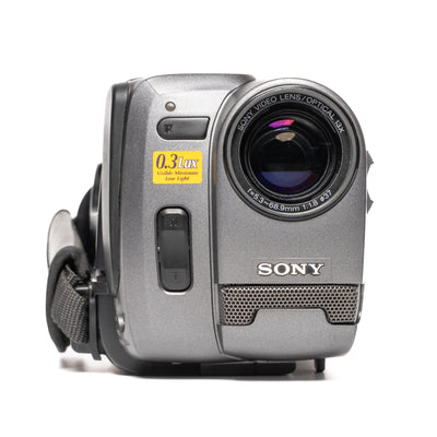 Sony Handycam CCD-TRV10E Gray Camcorder - Good