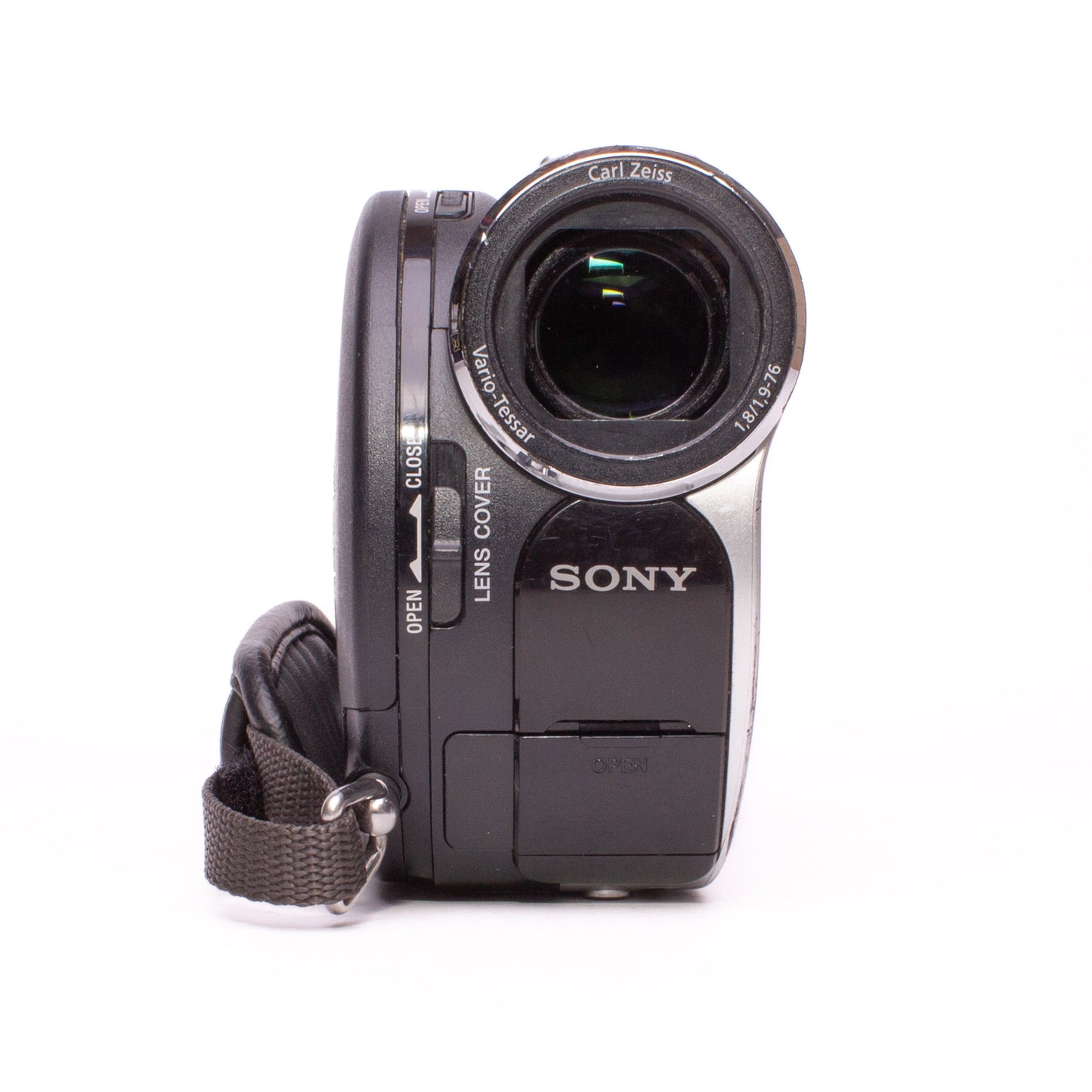 Sony Handycam DCR-DVD106E DVD PAL Camcorder
