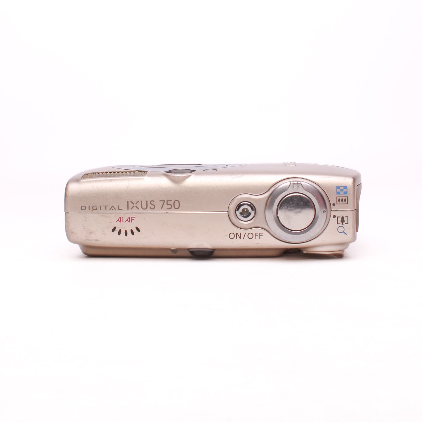 Canon IXUS 750 7.1MP Digital Camera