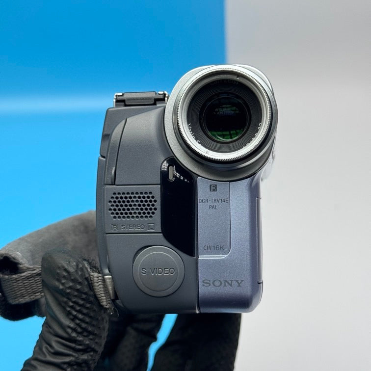 Sony Handycam DCR-TRV14E MiniDV PAL Camcorder - FULLY FUNCTIONAL