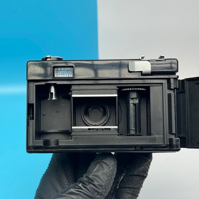 BelOMO Siluet Elektro 35mm Film Camera with Triplet 69-3 4/40 Lens - FULLY FUNCTIONAL