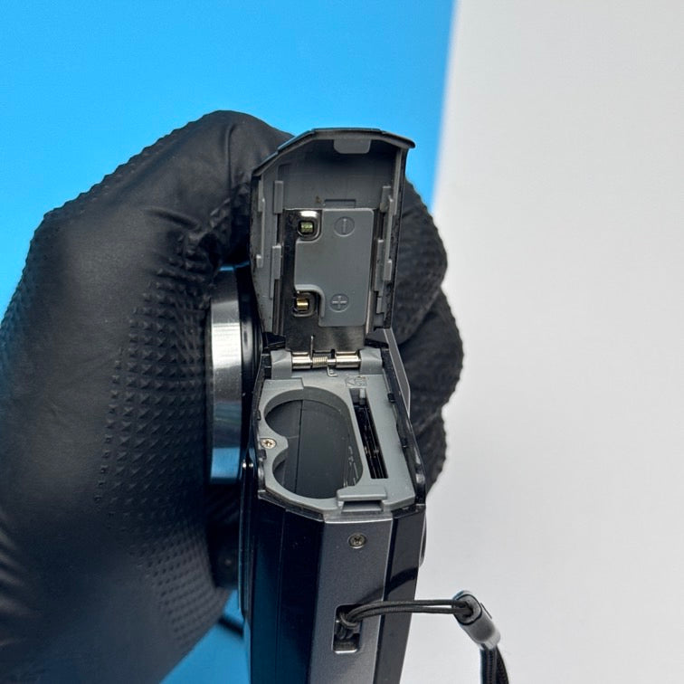 Samsung S1060 10.2MP Digital Camera - LENS SHUTTERS BROKEN