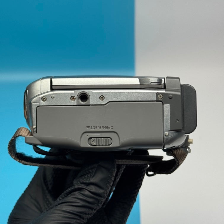 Canon MD130 MiniDV PAL Camcorder - FULLY FUNCTIONAL