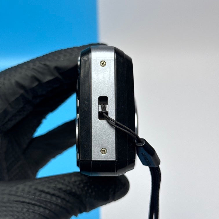Samsung S1060 10.2MP Digital Camera - LENS SHUTTERS BROKEN