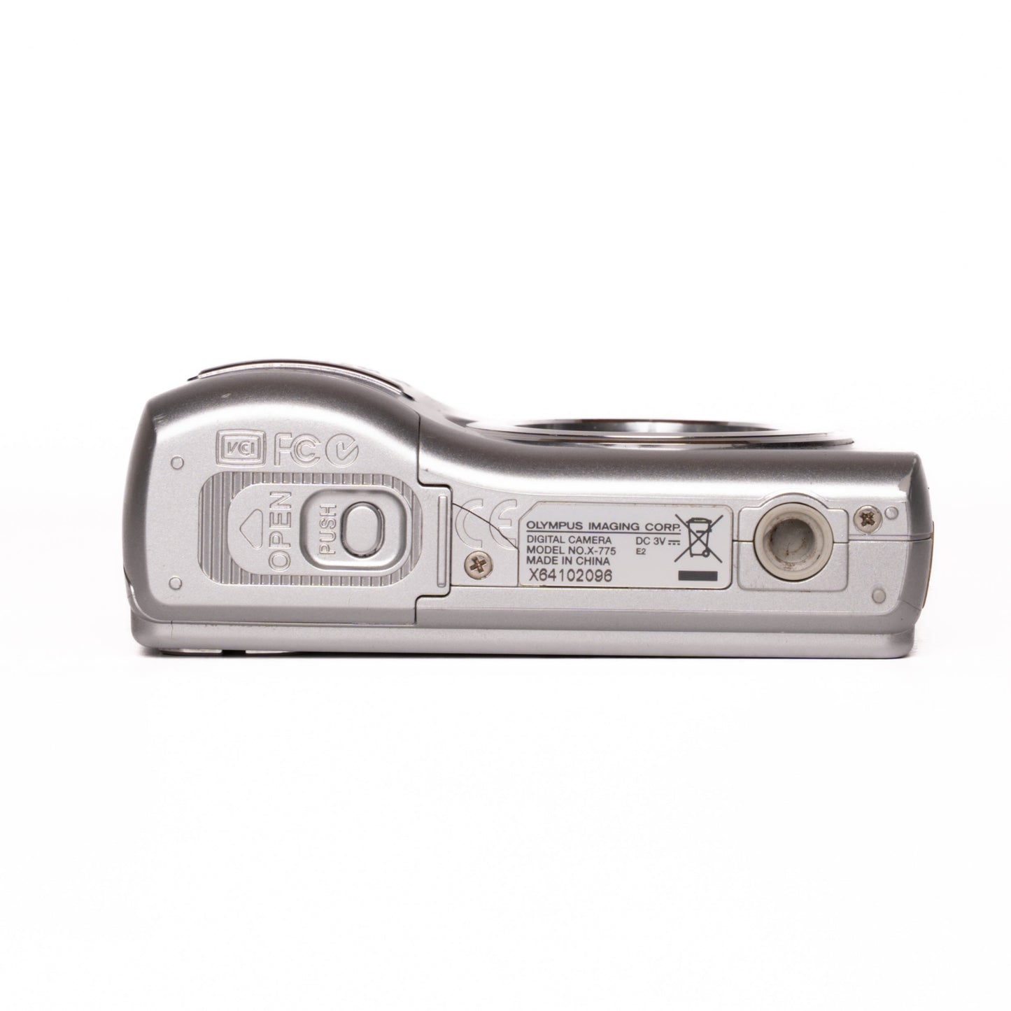 Olympus X-775 7.1MP Digital Camera