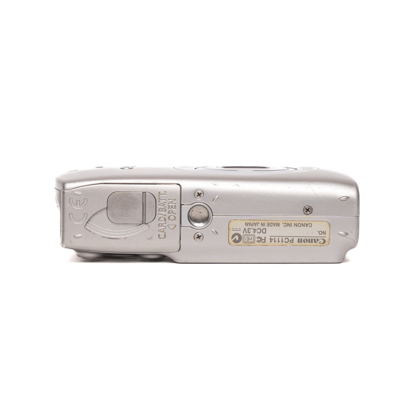 Canon IXUS 700 7.1MP Digital Camera