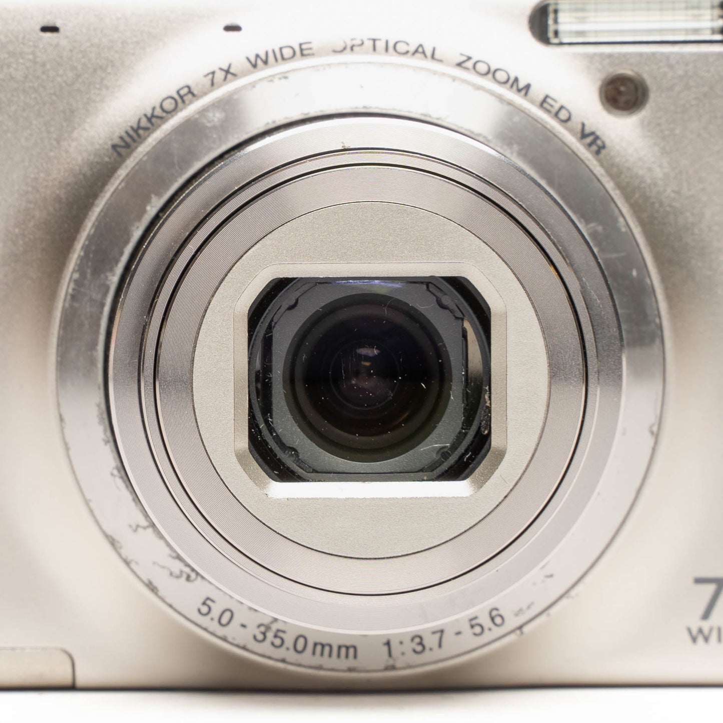 Nikon CoolPix S6100 16.0MP Digital Camera
