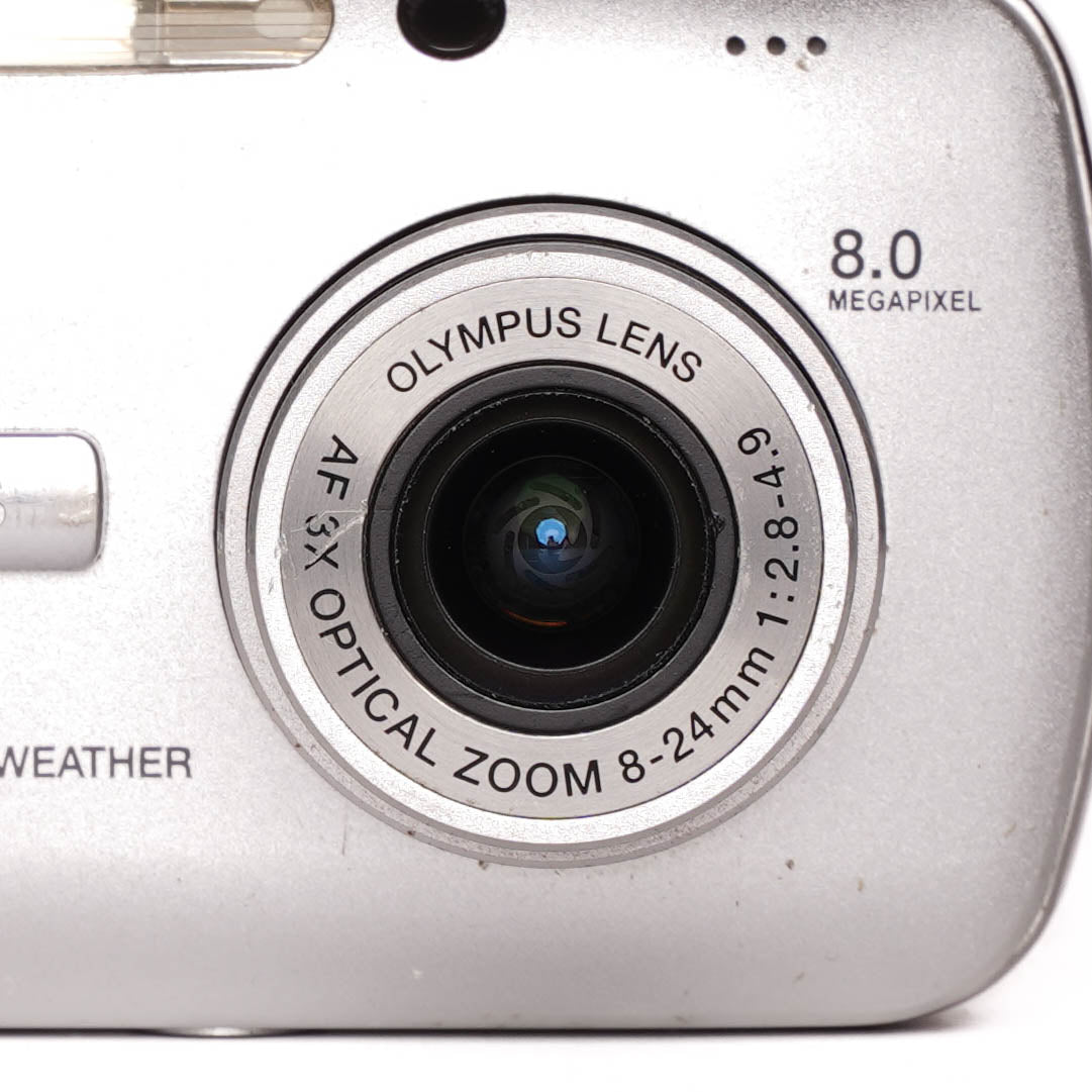 Olympus Mju Digital 800 8.0MP Digital Camera