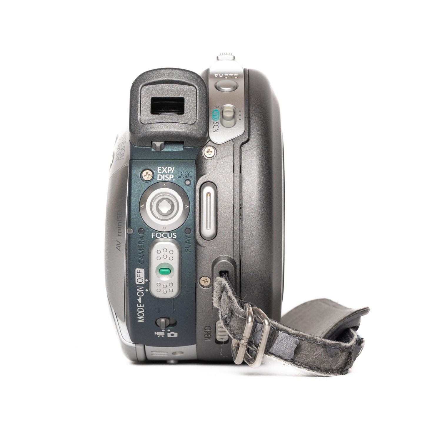 Canon dc22 dvd camcorder