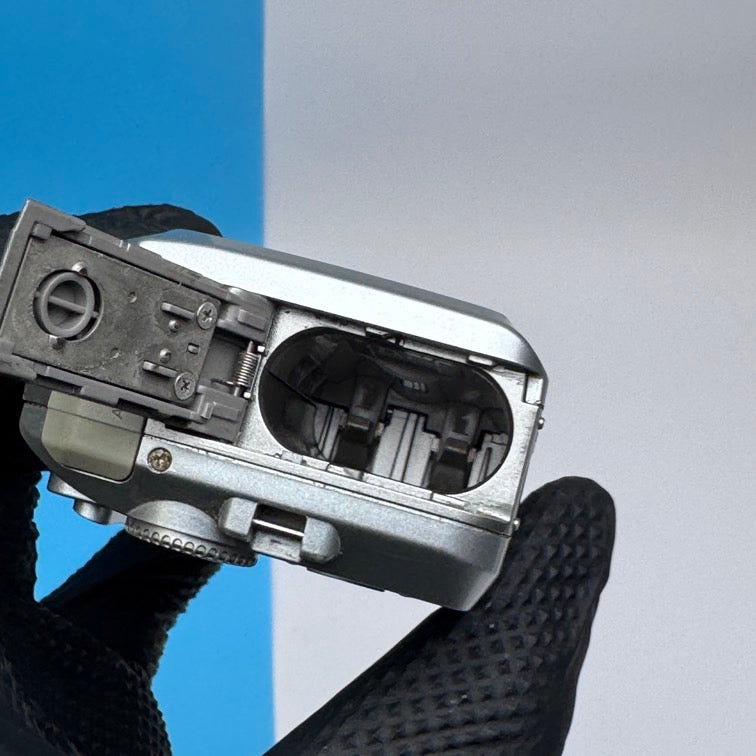 Olympus CAMEDIA C-500 5.0MP Digital Camera - FULLY FUNCTIONAL