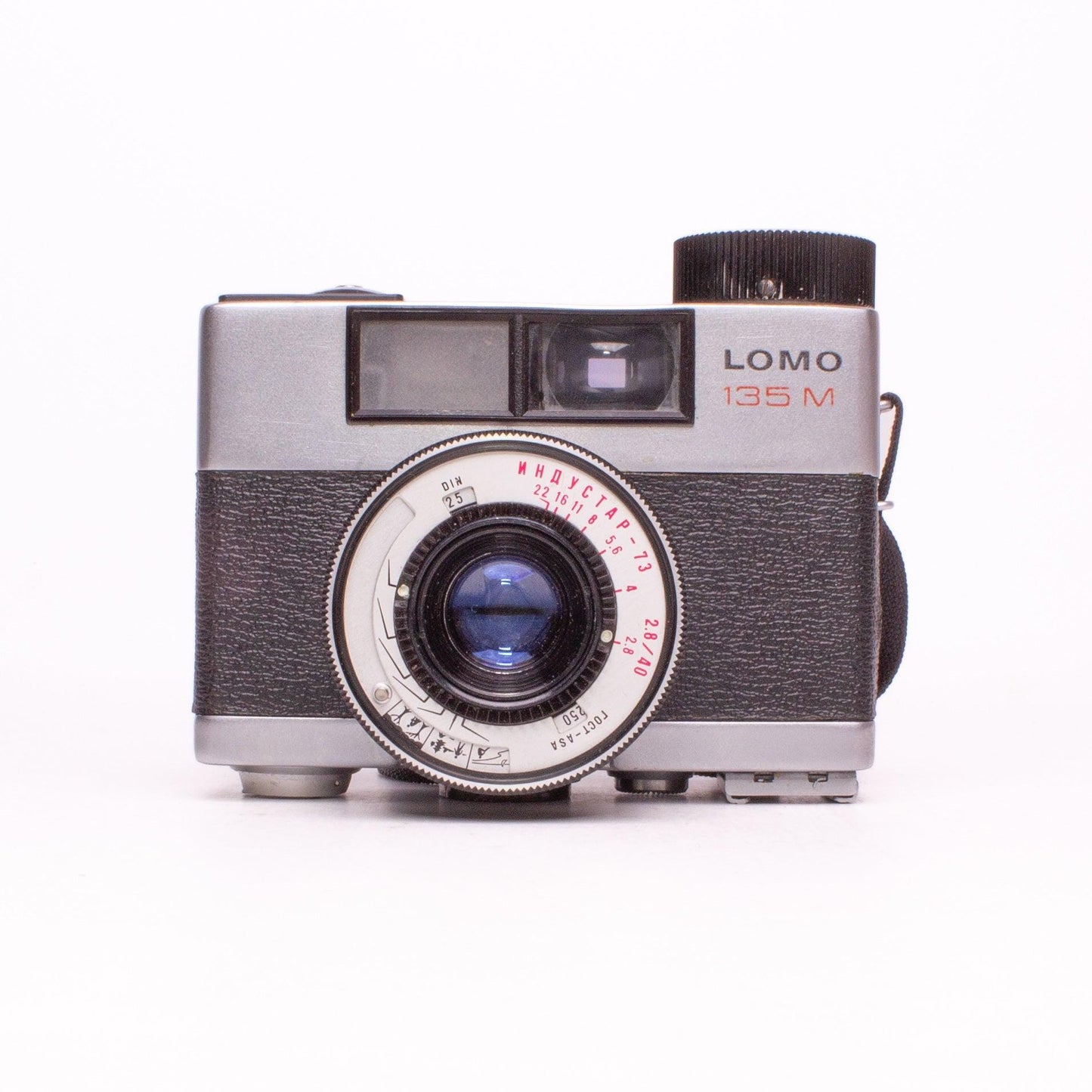 Lomo 135m 35mm industar-73 40mm f/2.8 lens film camera