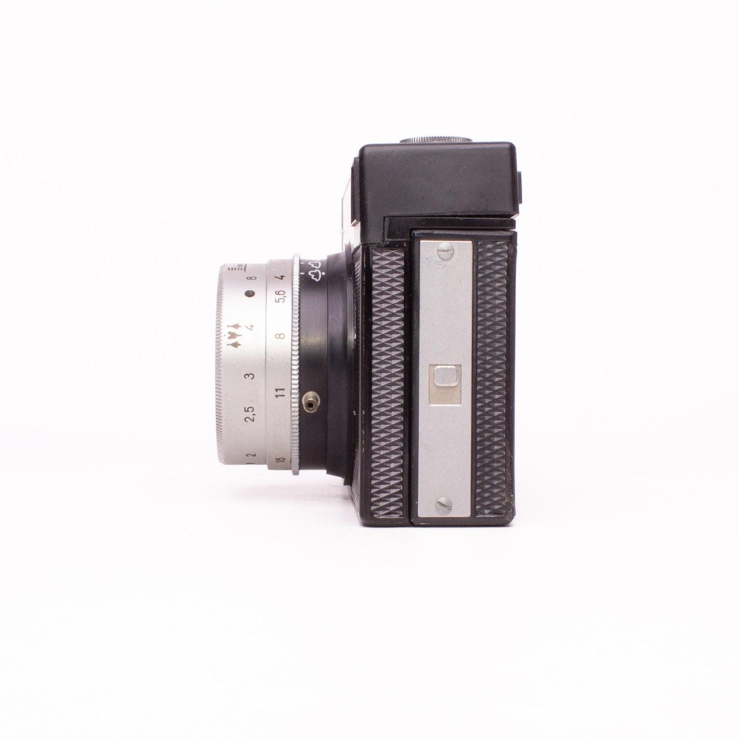 Lomo smena-8m 35mm triplet-43 40mm f/4 lens film camera