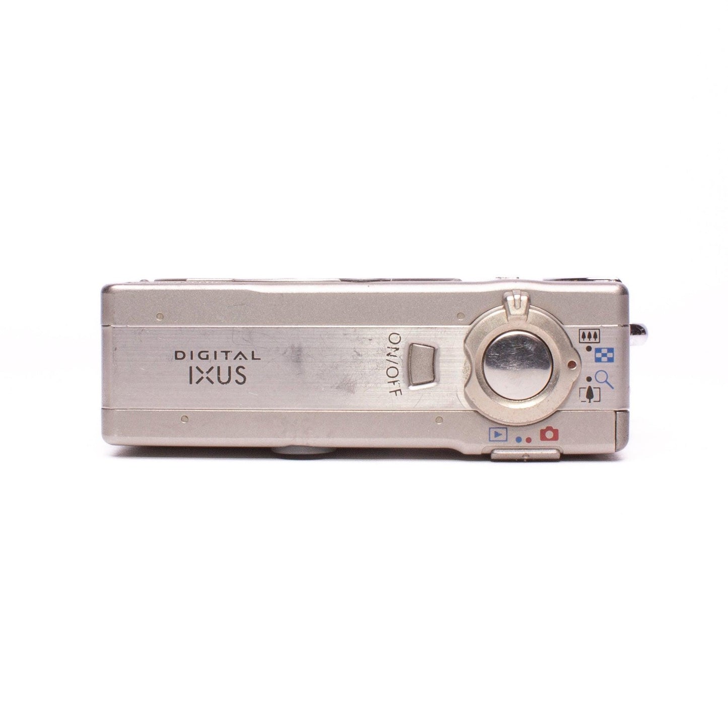 Canon digital ixus 2.1mp digital camera