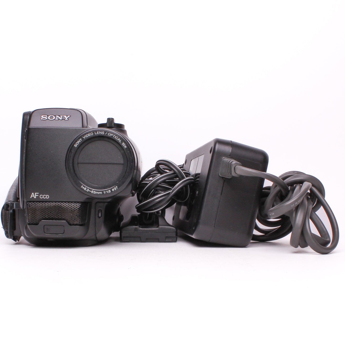 Sony handycam ccd-tr330e video8 pal camcorder - read description