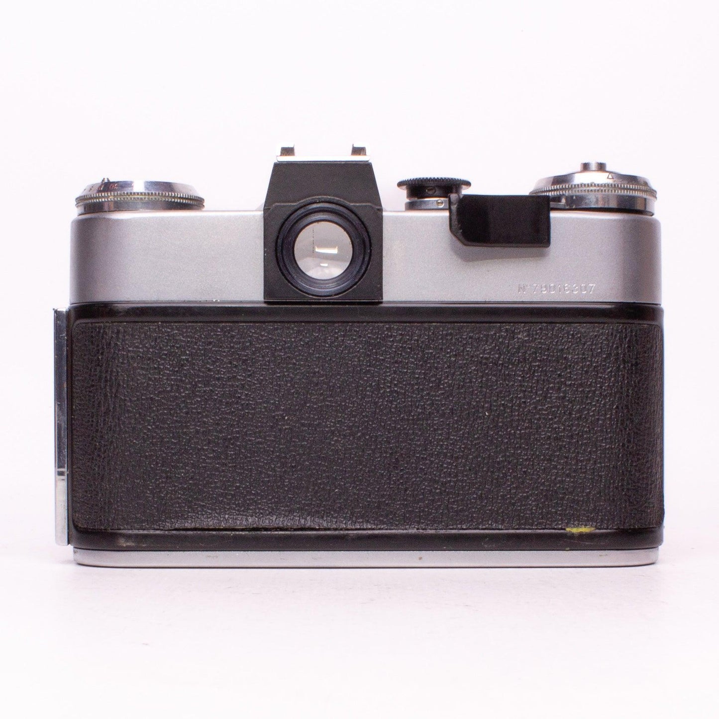 Zenit-e slr with industar-50-2 lens made in ussr film camera