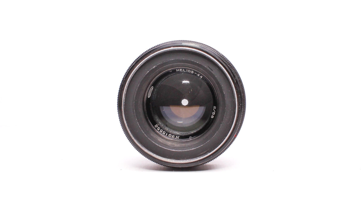 Helios 44 lens 8 blades 2/58mm mount m42