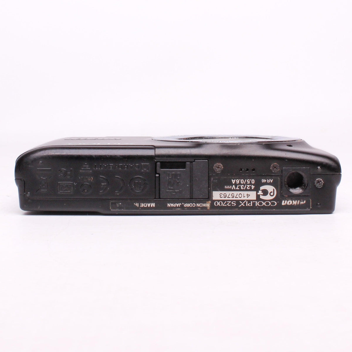 Nikon coolpix s2700 16.0mp digital camera