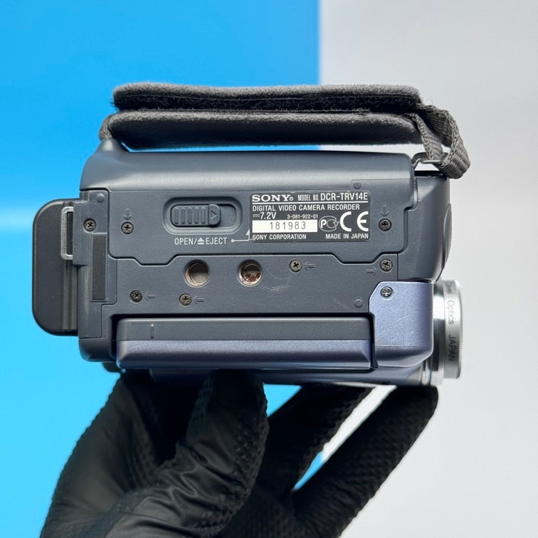Sony Handycam DCR-TRV14E MiniDV PAL Camcorder - FULLY FUNCTIONAL