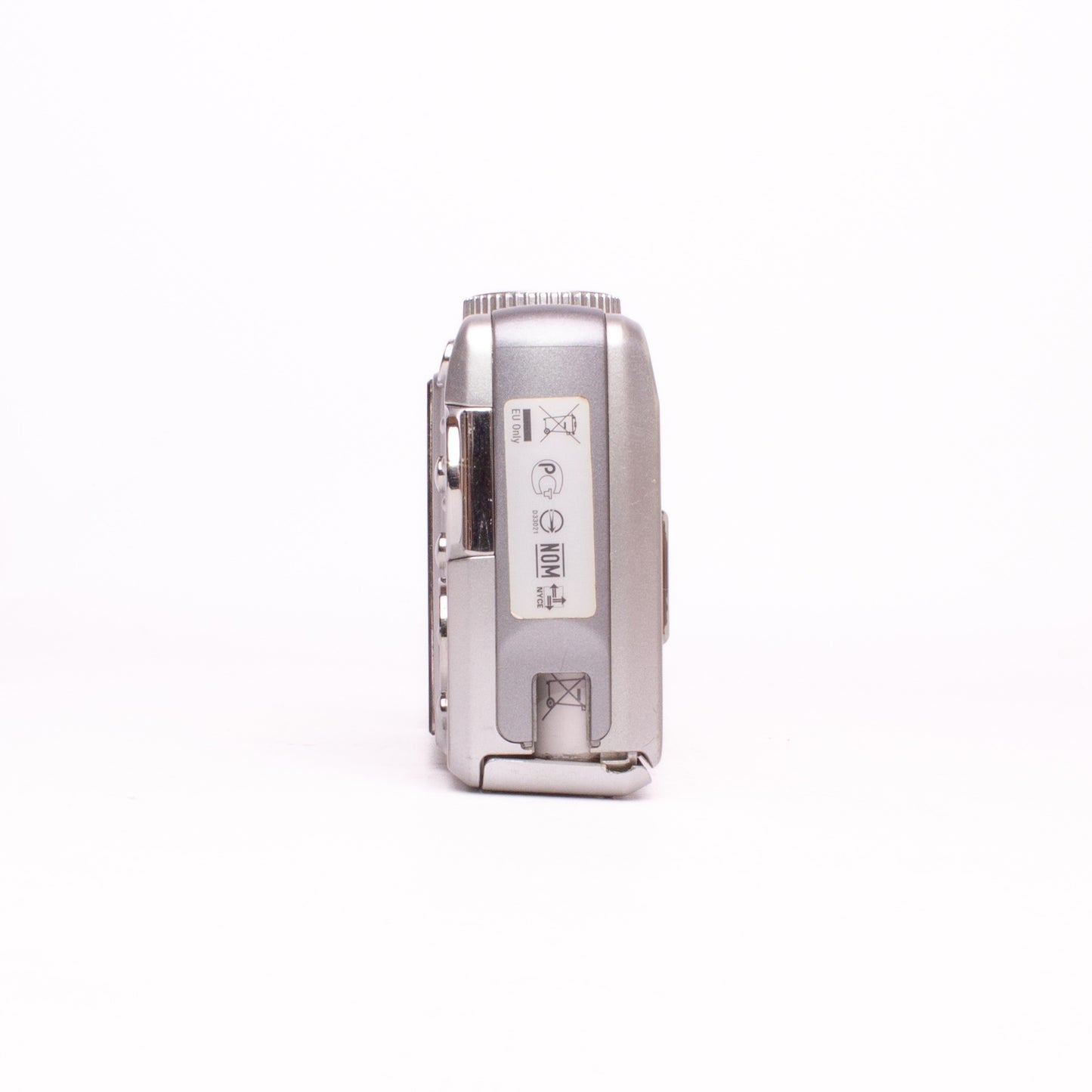 Sony Cyber-shot DSC-S500 6.0MP Digital Camera