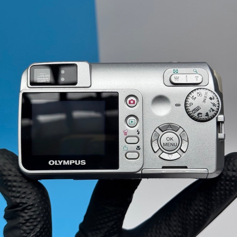 Olympus CAMEDIA C-500 5.0MP Digital Camera - FULLY FUNCTIONAL