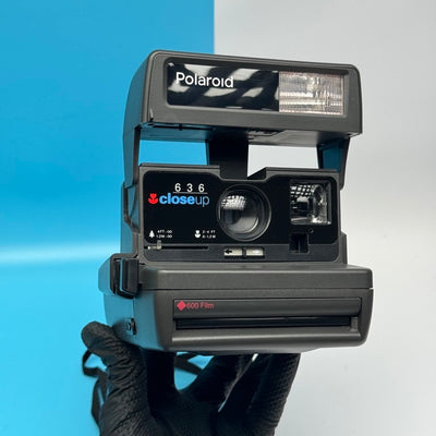 Polaroid 636 Close-Up OneStep Instant Camera - MINT