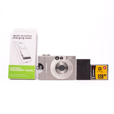 Canon Digital IXUS 2.1MP Digital Camera