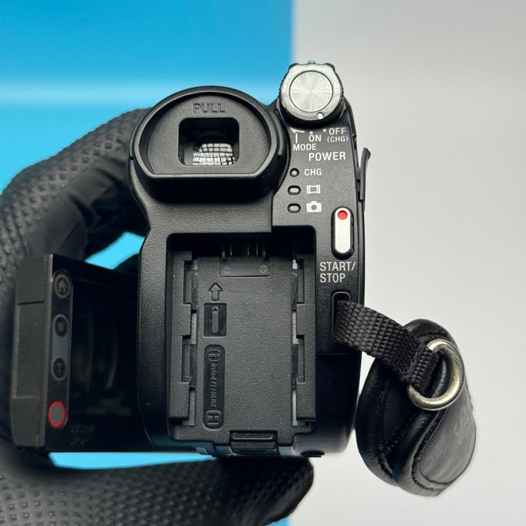 Sony Handycam DCR-DVD710E DVD PAL Camcorder - Read Description