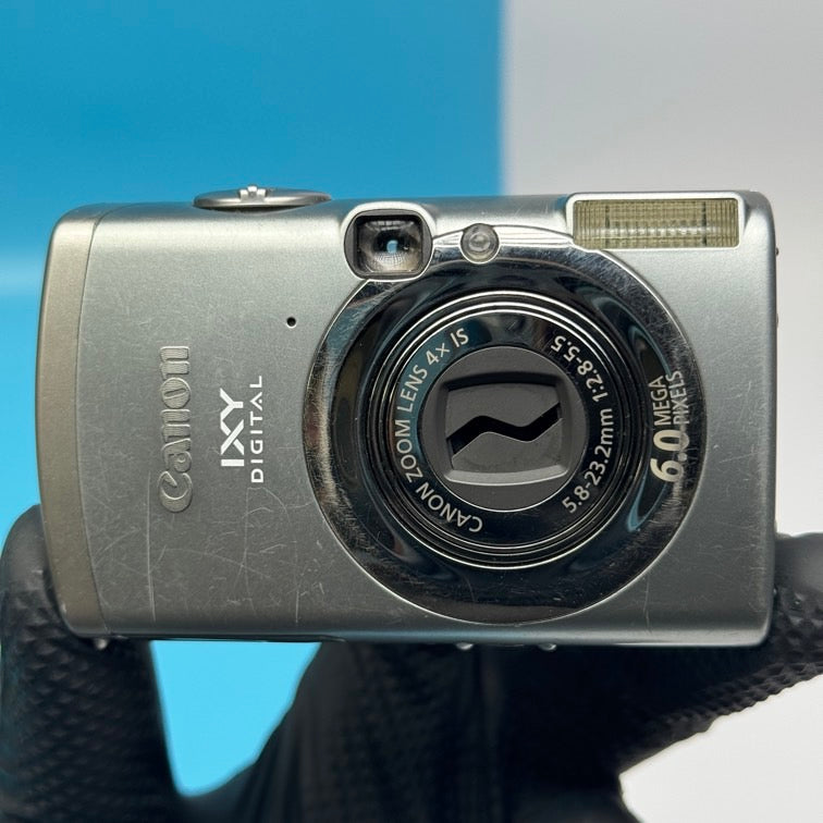 Canon IXY Digital 800 IS 6.0MP Digital Camera - FULLY FUNCTIONAL