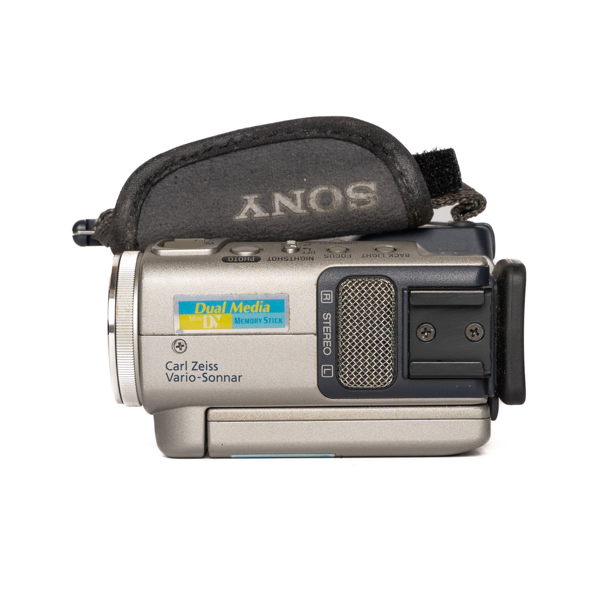 Sony Handycam DCR-PC5E MiniDV Silver Digital Camcorder - Good - SESKO