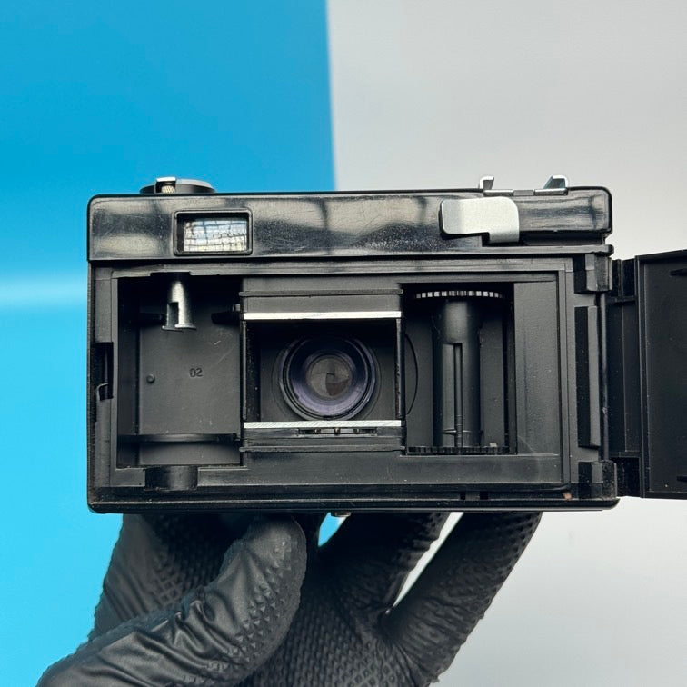 BelOMO Siluet Elektro 35mm Film Camera with Triplet 69-3 4/40 Lens - FULLY FUNCTIONAL