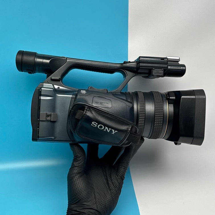 Sony Handycam DCR-VX2200E MiniDV Digital PAL Camcorder - FULLY FUNCTIONAL