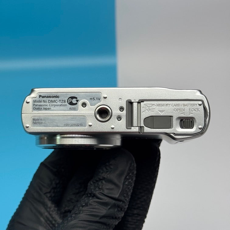 Panasonic LUMIX DMC-TZ8 12.1MP Digital Camera - FULLY FUNCTIONAL